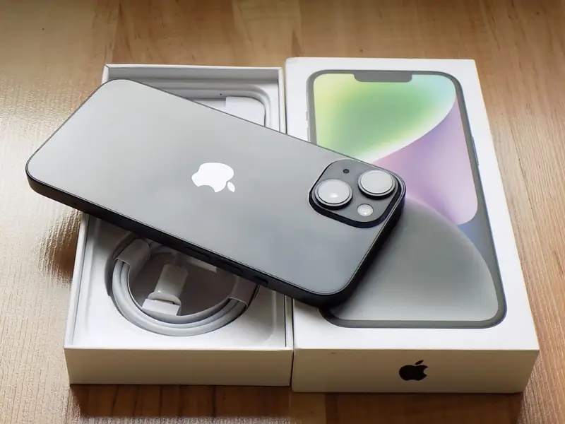 iPhone 14 128GB Černá